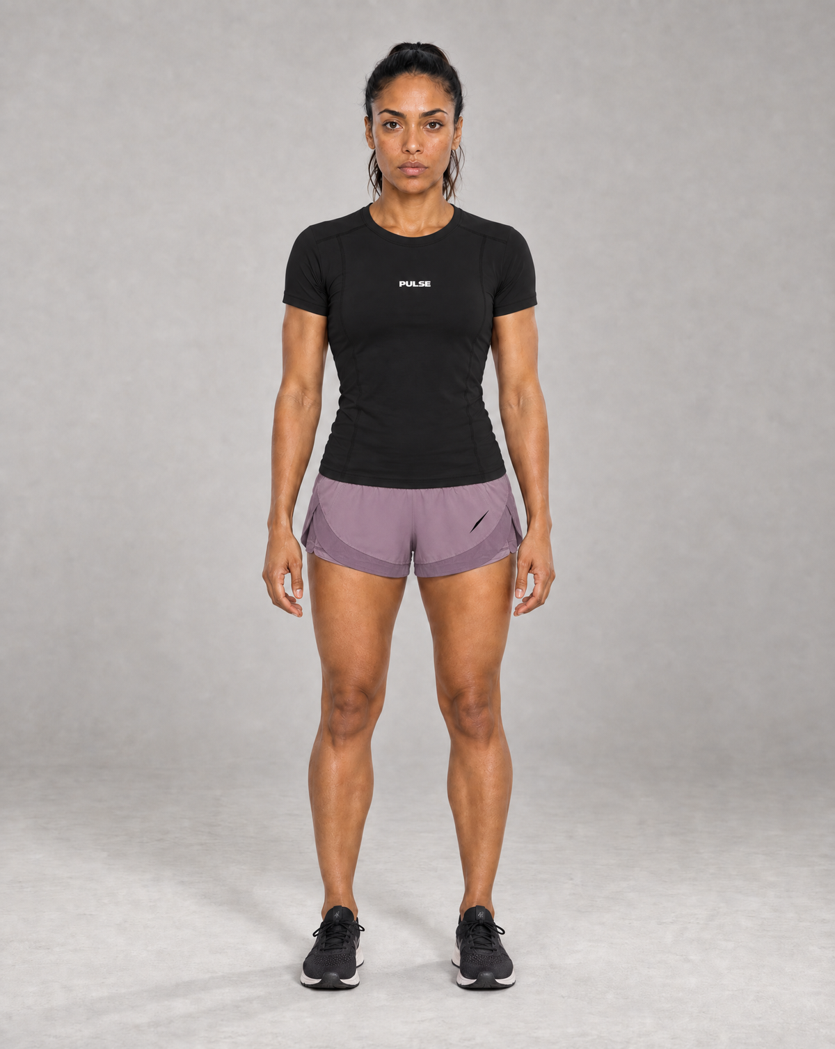 PULSE™ by Golden Vein Contour-Trainingsshirt in Schwarz – Produktansicht 3