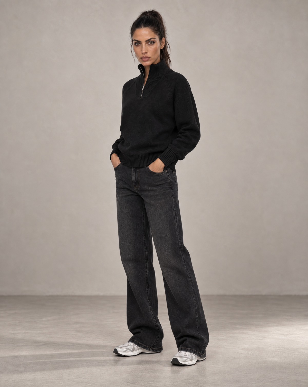 Golden Vein 750-GSM Quarter-Zip Sweatshirt in Schwarz – Produktansicht 4