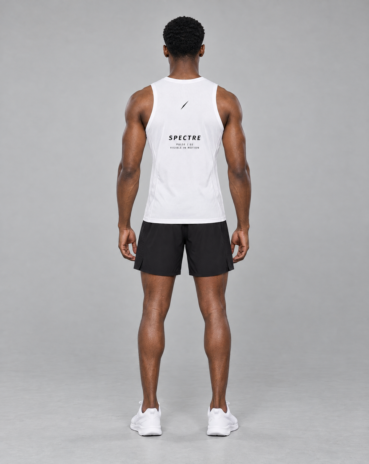 PULSE™ by Golden Vein Trainingsshorts in Schwarz – Produktansicht 2