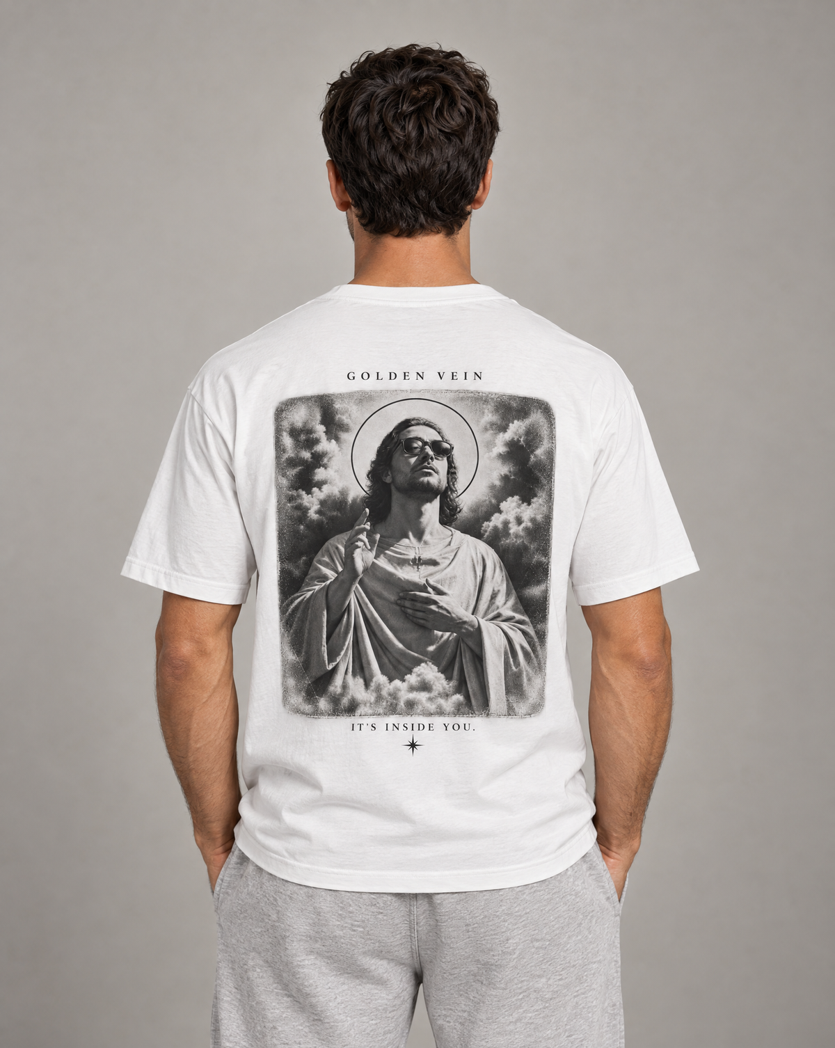 Golden Vein T-Shirt in Weiß – Produktansicht 1