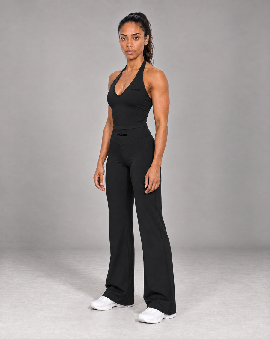PULSE™ by Golden Vein Form Halter-Top in Schwarz – Produktansicht 3