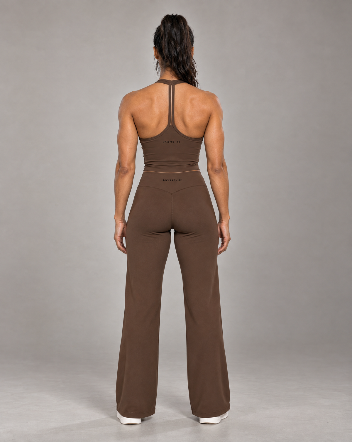 PULSE™ by Golden Vein Form Halter-Top in Braun – Produktansicht 2