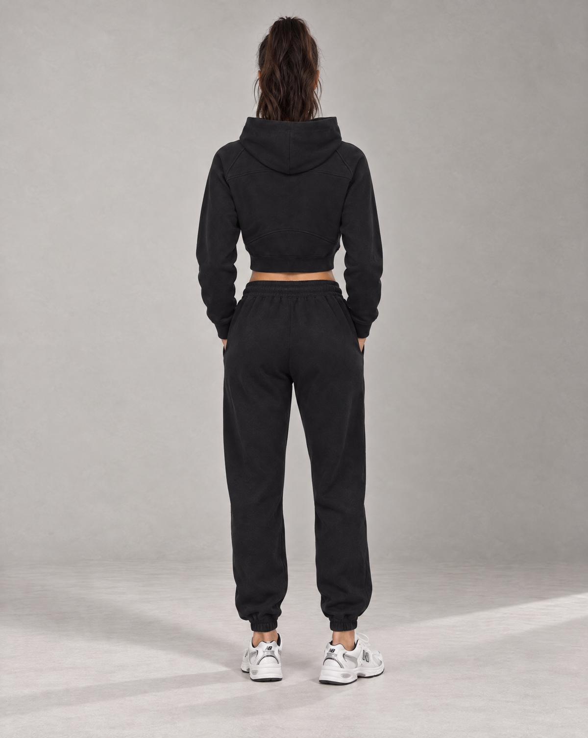 Golden Vein Kurzer Half-Zip Hoodie in Schwarz – Produktansicht 6