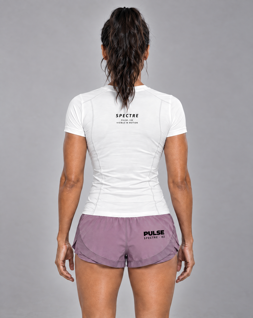 PULSE™ by Golden Vein Contour-Trainingsshirt in Weiß – Produktansicht 2