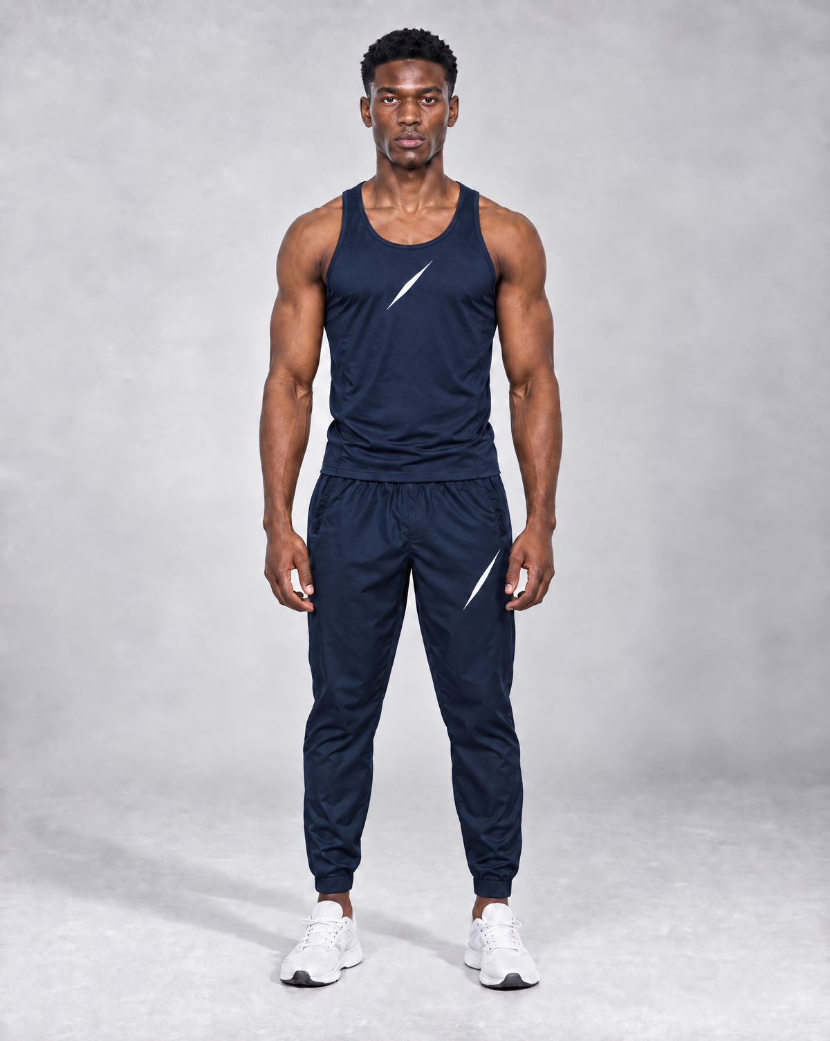 PULSE™ by Golden Vein Training Tank in Navy – Produktansicht 2
